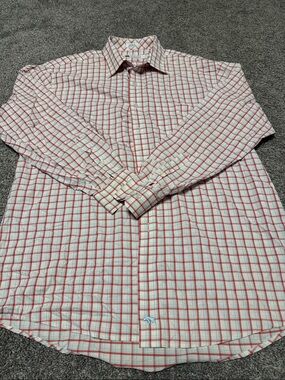 Classic Men's Red Plaid Long-Sleeve Button-Down Shirt
